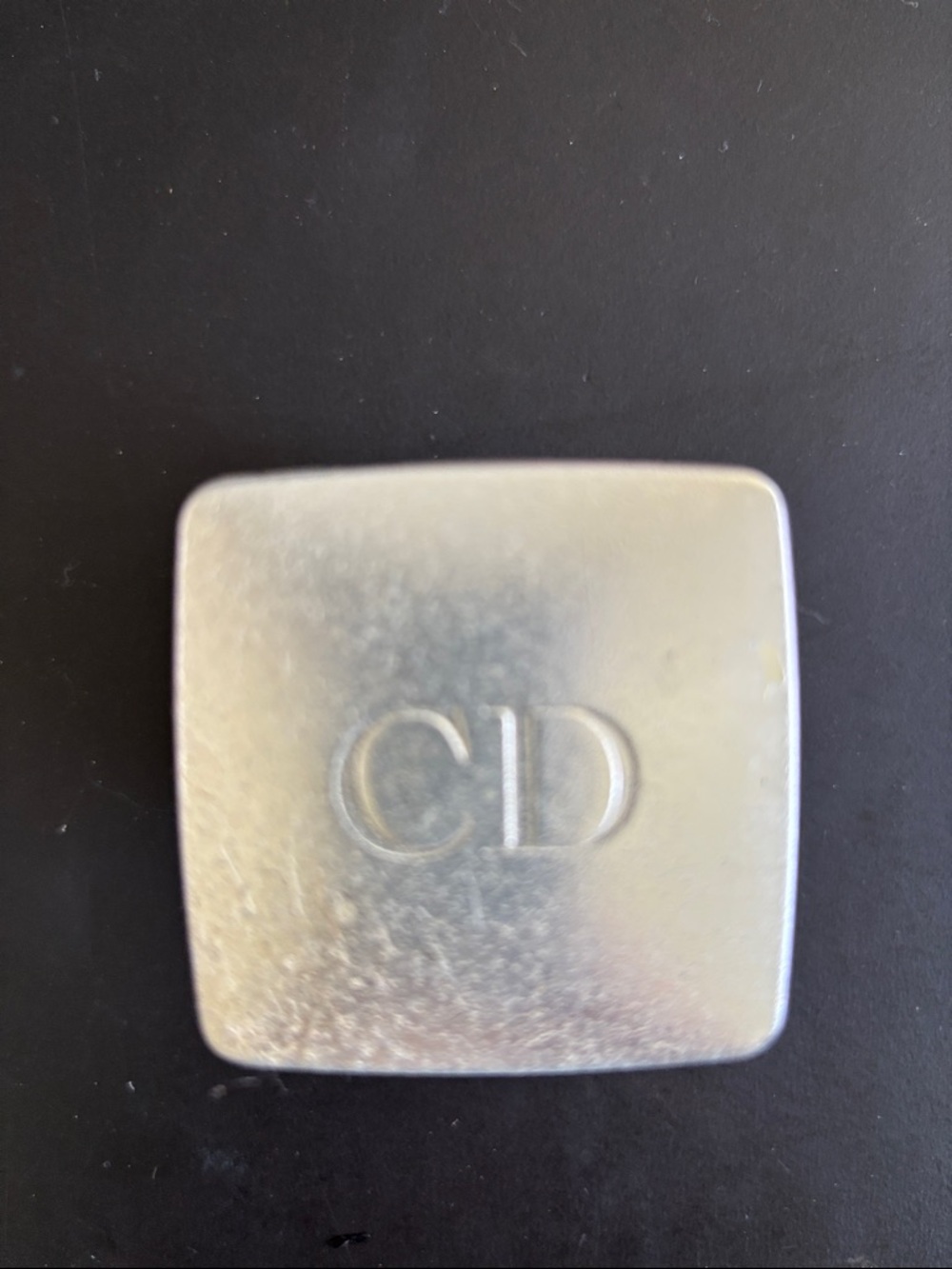 DIORSHOW Loose Powder 004 - Picture 3 of 6